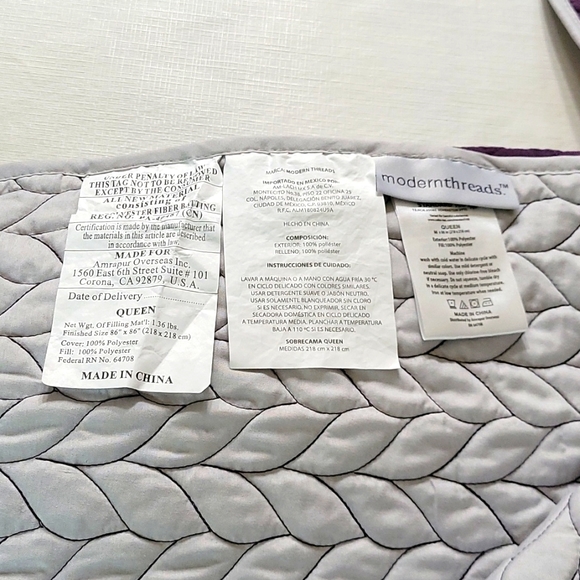 NWOT Modern Threads Queen Bedspread w/ Pillow Shams - Picture 9 of 11